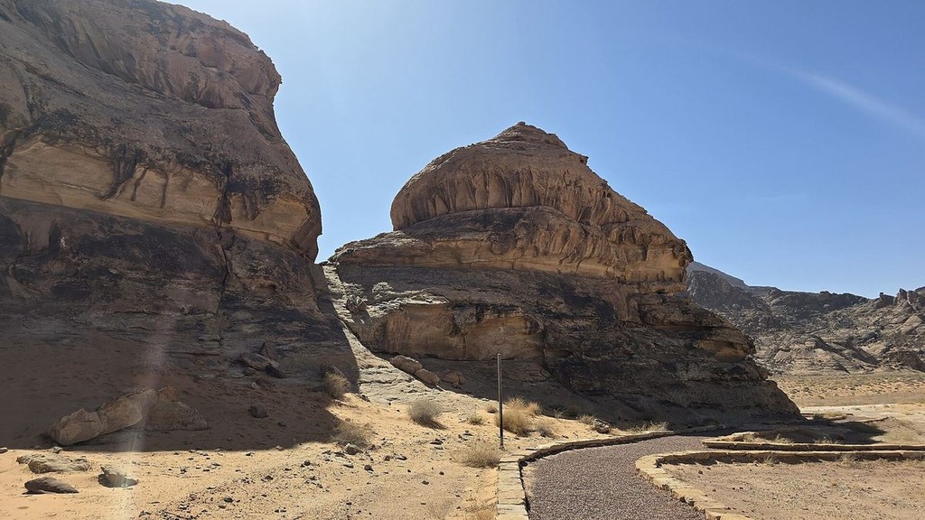 Tabuk & Wadi Al Disah Canyon Adventure - Photo 2
